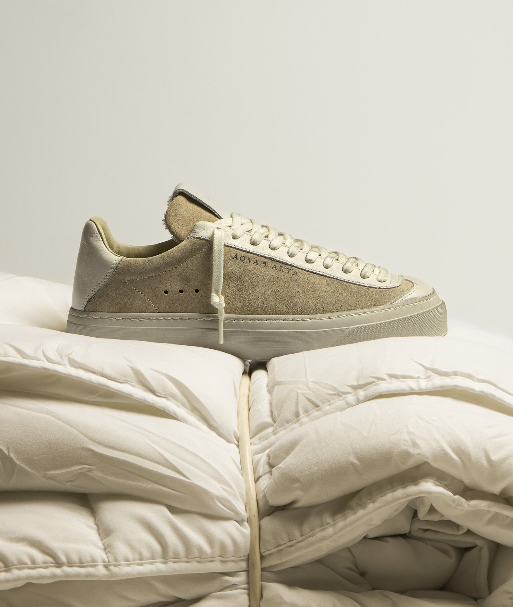 Aqua Alta Masegno Beige White